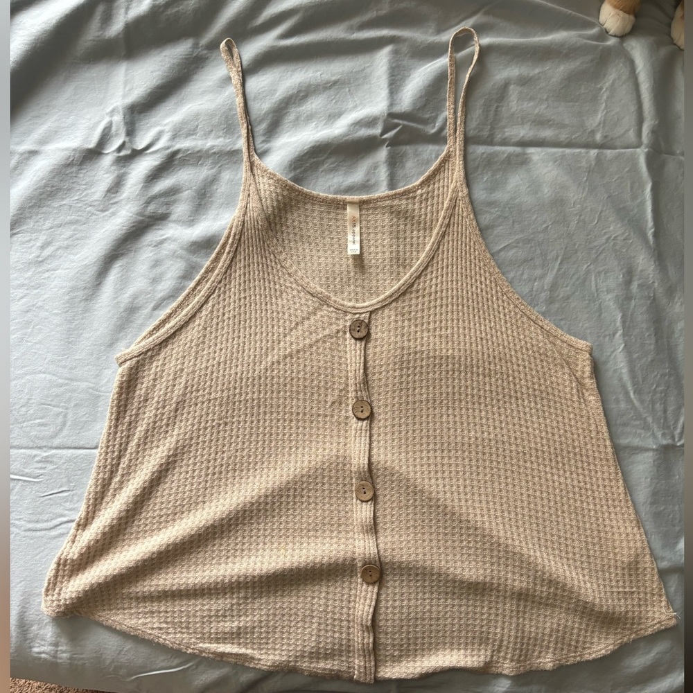 Axis apparel size L.